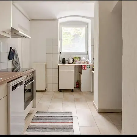 Berlin-kreuzberg Madness Apartamento